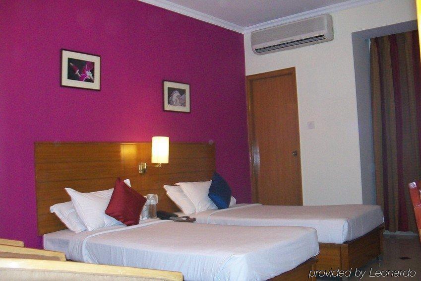 Ramanashree Brunton Hotel Bangalore Bilik gambar